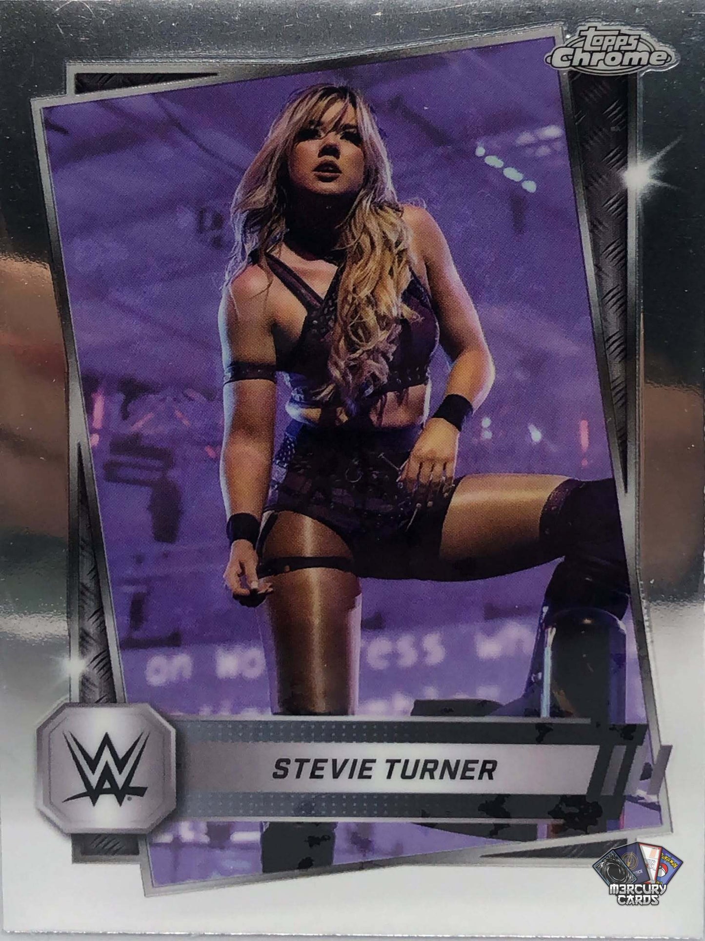 Stevie Turner (Base)